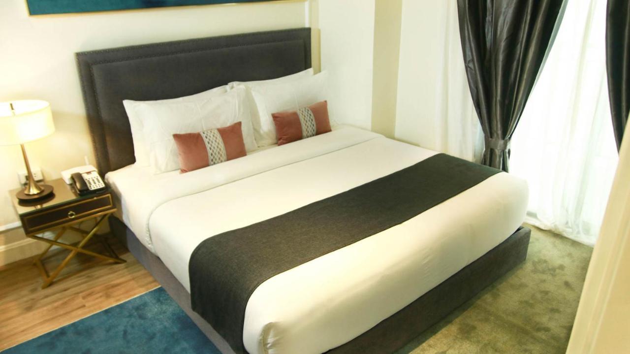 Noble Cebu Hotel Exterior photo